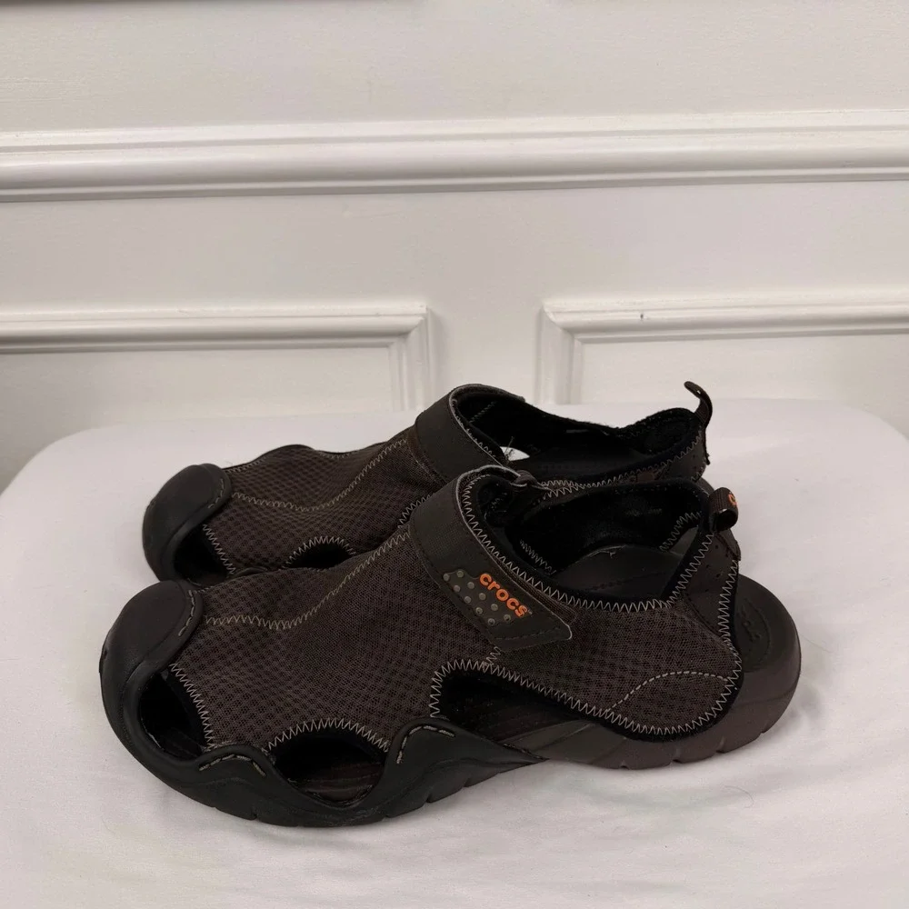 Crocs Swiftwater Mesh Sandals Mens 13 Brown Black Water Shoes Hiking 15041